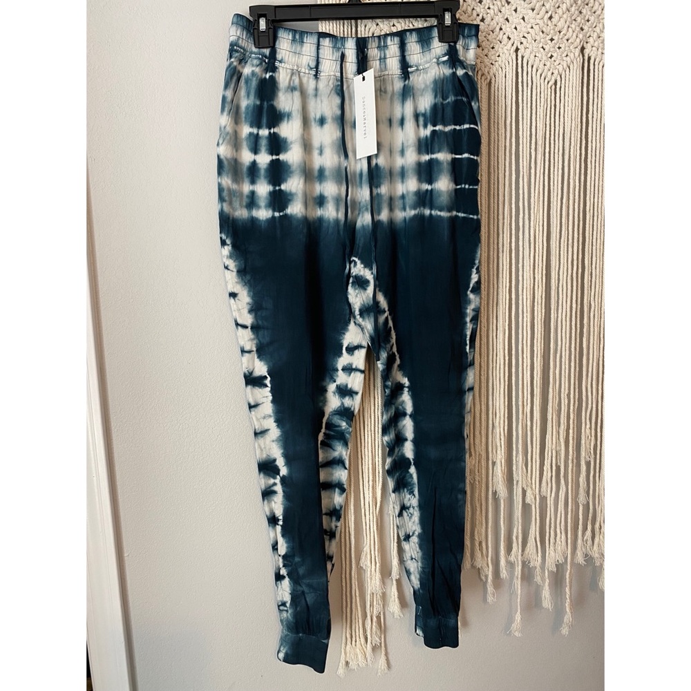 NWT, Size M, Tye Die Linen Pocketed Joggers